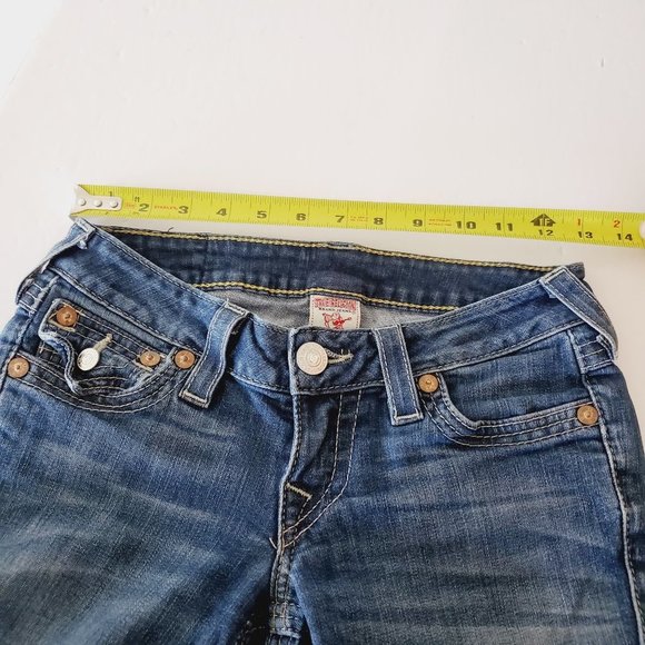 True Religion Bermuda Jean Shorts Size 25 – Light Wash Folded Cuff - Picture 8 of 9